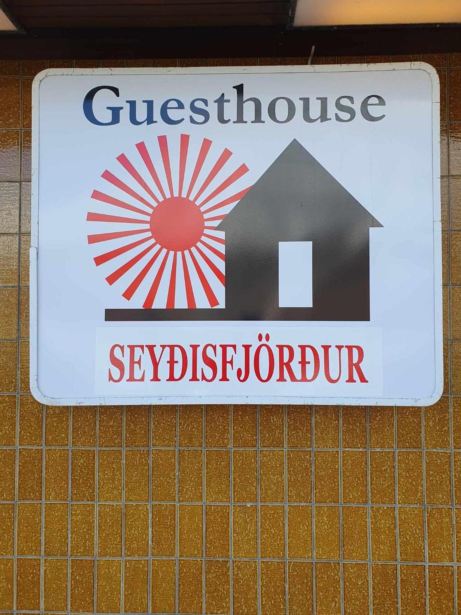 Seydisfjoerdur Guesthouse Seythisfjorthur Exterior photo