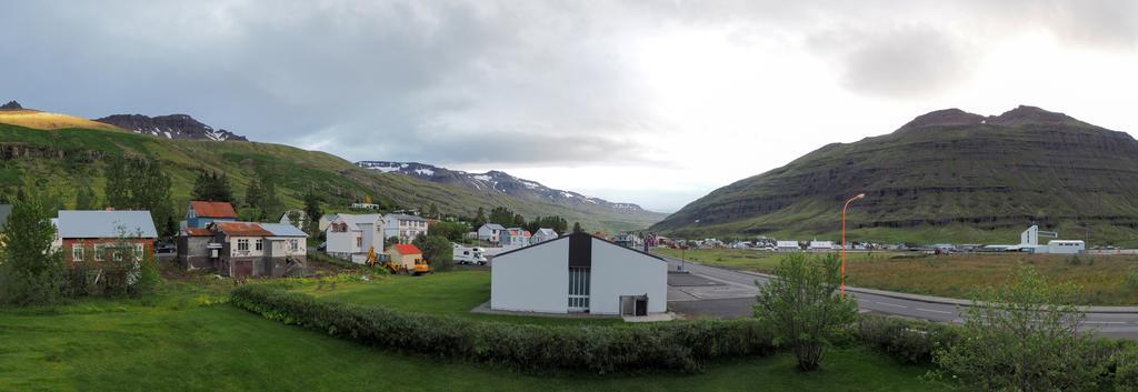 Seydisfjoerdur Guesthouse Seythisfjorthur Exterior photo